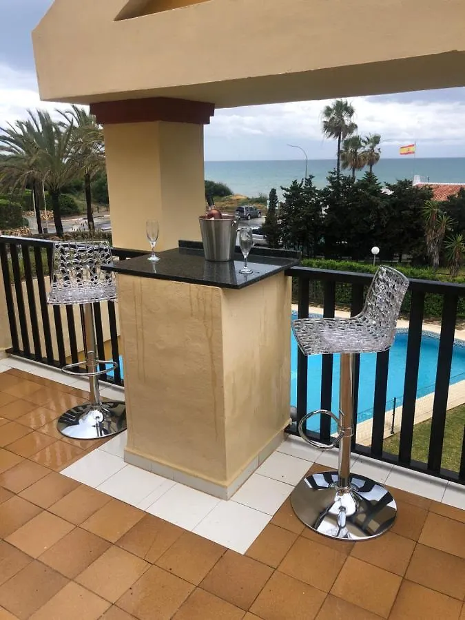 Beachfront Apartment - Sea Views - Marbella