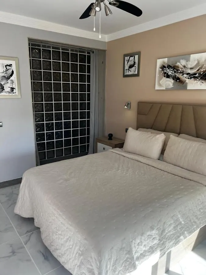 Beachfront Apartment - Sea Views - Marbella 0*,  Spain